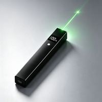 Pena Laser Genggam Portabel yang Dapat Diisi Ulang dengan Indikator Daya Digital dan Pengisian Daya Tipe C untuk Presentasi Pengajaran Kantor dan Senter