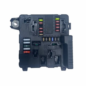 Nuova Scatola Fusibili Motore 8200306032 8200306033 per <span class=keywords><strong>Renault</strong></span> Megane <span class=keywords><strong>Scenic</strong></span> 2 2002-2006 - Product Image 2