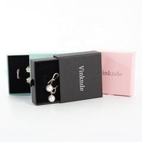 Nouvelles boîtes d'emballage carrées en carton personnalisées avec logo, insert en velours pour le rangement de boucles d'oreilles, colliers et bagues, idéales pour les cadeaux