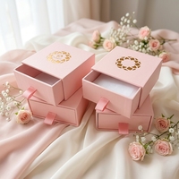 Boîte à bijoux personnalisée avec logo, 8*8*3cm, rose, style tiroir, pour bague, pendentif, clous d'oreilles, emballage, boîte coulissante avec inserts en éponge