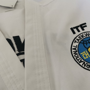 Commercio all'ingrosso di Arti Marziali Uniforme/dobok <span class=keywords><strong>taekwondo</strong></span> ITF <span class=keywords><strong>Taekwondo</strong></span> Uniforme - Product Image 4