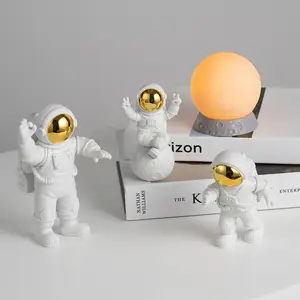 Resin Crafts Astronaut Ornaments Creative Home Furnishings A Variety Of Colors And Styles Can Be Purchased In Combination