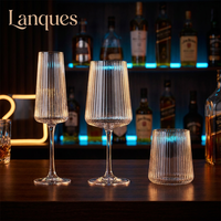 Ensemble de verrerie classique durable Lanques en verre cannelé avec bande dorée et rayures verticales, verres à vin optiques pour flûtes et verres à eau