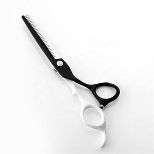 กรรไกรตัดผมมืออาชีพ กรรไกรซอยผม ร้านตัดผม ร้านเสริมสวย J2 สแตนเลสญี่ปุ่น ปรับระดับได้ ขนาด 6.5 นิ้ว - Product Image 6