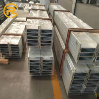 Profilé en H en alliage d'aluminium, surface anodisée, découpe, pliage, soudage pour rail industriel.