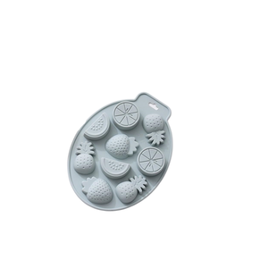 แม่พิมพ์ซิลิโคนรูปผลไม้ 8 ช่อง สำหรับทำเค้ก ไอศกรีม หรือทำน้ำแข็ง รูปทรงสตรอว์เบอร์รี แตงโม ส้ม สับปะรด พร้อมโลโก้สั่งทำได้ - Product Image 4