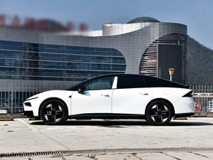 Nuevo Vehículo Eléctrico Premium de Alta Gama con Diseño Innovador de Luces Star Wing, Interior Tecnológico Espacioso, Movilidad Urbana XPeng P7+ - Product Image 3