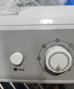 Refroidisseur d'eau mobile 40L 150W à prix d'usine Refroidisseur d'air évaporatif de bureau debout au sol - Product Image 3