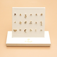 Présentoir à Bijoux Personnalisable en Velours pour Boucles d'Oreilles, Colliers, Bagues et Piercings