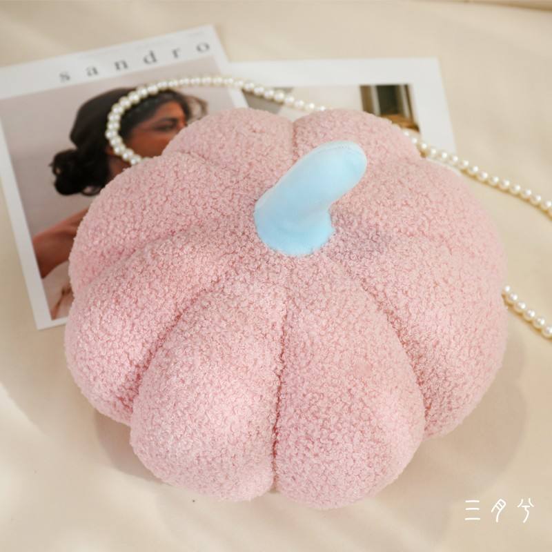 Pink large pumpkin (35cm including core)