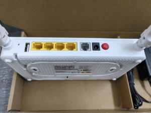 ZTE F670L Dual Band 4GE + 4WIFI + pentole 2.4G & 5G AC1200 <span class=keywords><strong>WiFi</strong></span> GPON <span class=keywords><strong>ONU</strong></span> ONT Modem in fibra ottica - Product Image 2