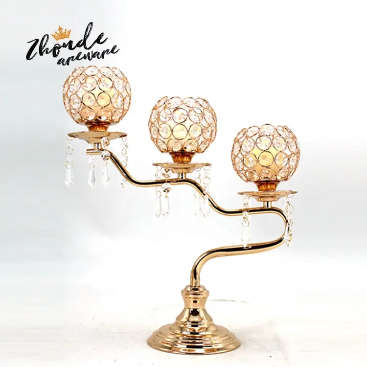 3 팔 웨딩 크리스탈 candelabra centerpieces