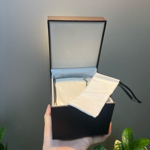 Cajas y estuches para relojes de marca de lujo personalizados con logotipo, juego de caja para reloj y brazalete de papel reciclable con bolsa de papel, tarjeta y manual para mujer - Product Image 5