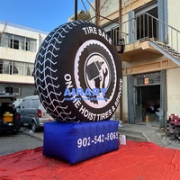 Pneu gonflable publicitaire de 4 mètres de vente chaude pour les expositions et le modèle de pneu gonflable noir personnalisé pour les salons de l'auto