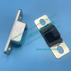 05-54-53550,205-54-51970 Butée de porte de haute qualité, embout de porte, queue de pie, pour KOMATSU PC200-6, PC200-7, PC200-8, PC130-7, PC140-8, PC300 - Product Image 4