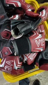 Guantes de Boxeo Deportivos de Piel Sintética PU con Logotipo Personalizado 2026 - Product Image 5