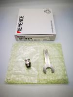 KEYENCE OP-76874 Braket Pemasangan Kepala Sensor Kontak Digital Akurasi Tinggi Pemasangan Khusus Asal Jepang Baru Original