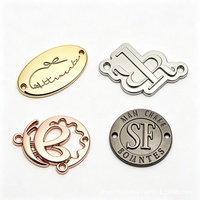 Étiquettes métalliques personnalisées étanches pour sacs avec lettres anglaises perforées, plaques signalétiques en alliage de zinc, logos conformes au commerce transfrontalier