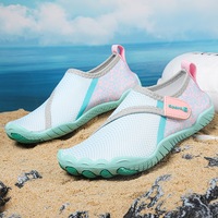 Chaussures aquatiques confortables à séchage rapide, résistantes à l'usure, antidérapantes, légères et portables pour la plongée en apnée et le yoga