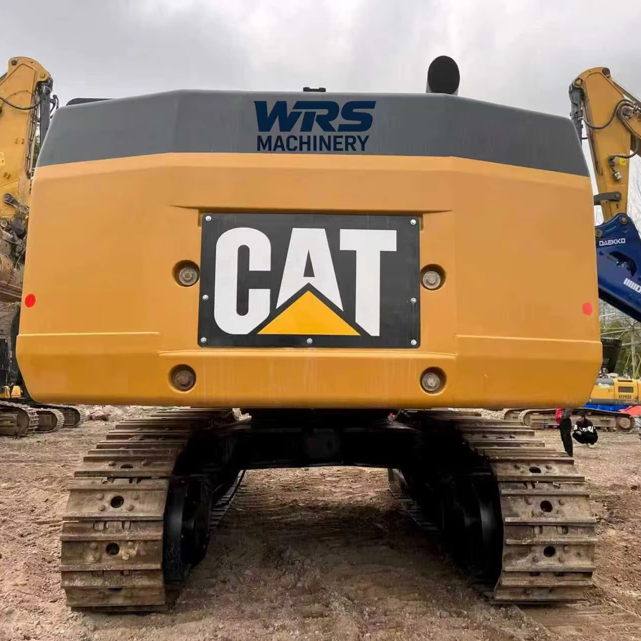 Verified Supplier Cat 374 Excavator Heavy-Duty Excavation & Fast