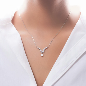 Collar de Tenis de Moissanita con Cadena Fina y Elegante, Plata de Ley 925 Sólida y Duradera, Joyería Elegante para Mujer - Product Image 5