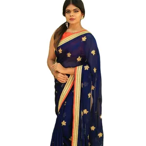 रमणीय फैशनेबल नीले बंगाल कपास और रेशम कच्चे हथकरघा साड़ी के साथ फैंसी बंद कंधे ब्लाउज महिलाओं के वस्त्र