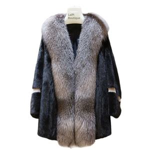 Poncho Invernale 2025 in Velluto e Pelliccia di <span class=keywords><strong>Visone</strong></span> Importato, Lunghezza Media, con Collo in Pelliccia di Volpe e Maniche a Pipistrello per Donna, <span class=keywords><strong>Visone</strong></span> Intero - Product Image 1