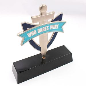 Copa de Trofeo Personalizada, Mini y Grande, para Eventos Corporativos, Estilo Moderno, Premios de Metal Pulido con Grabado Personalizado - Product Image 1