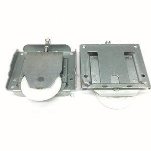 Ruote in Plastica per Porte Scorrevoli di Armadi e Mobili da Cucina, Produzione Cinese per il Mercato Australiano - Product Image 1