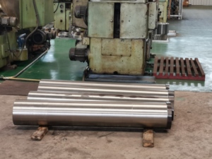Arbre de rouleau de Rotation d'usinage CNC personnalisé de haute qualité grand arbre de rouleau - Product Image 5