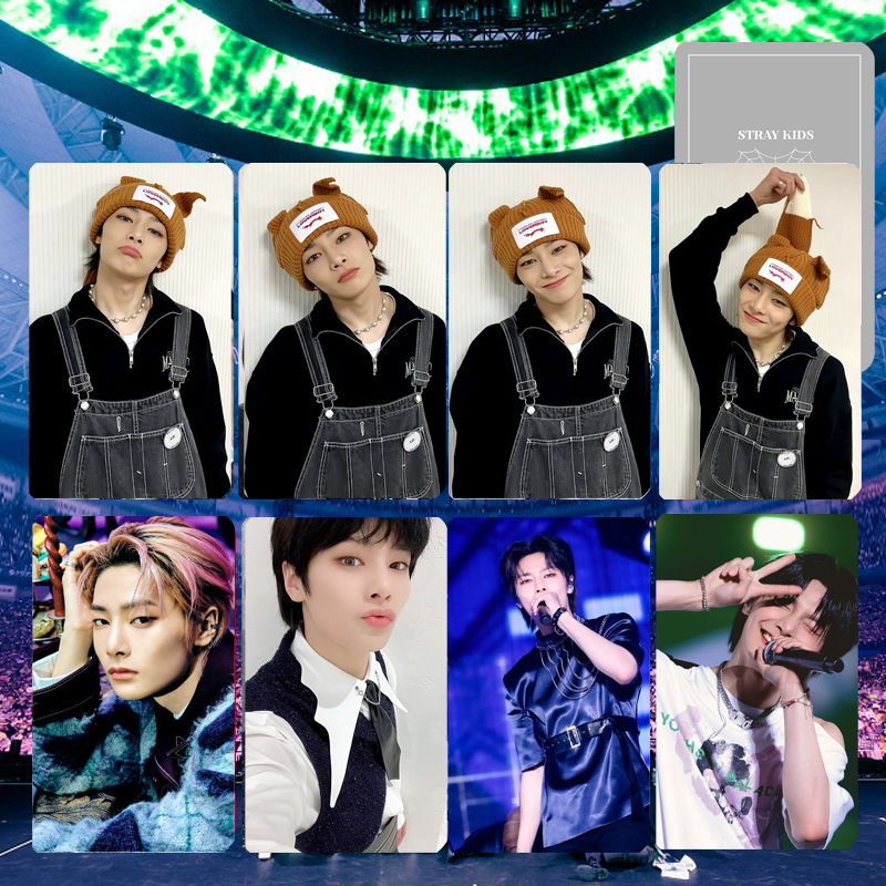 STRAY KIDS