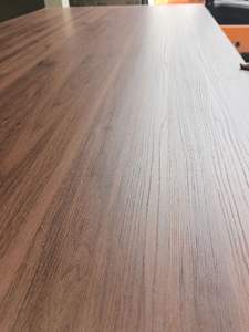 Papel impregnado con melamina de 60gsm, 70gsm y 80gsm, ecológico y moderno, personalizado de fábrica, para madera contrachapada de muebles de interior. - Product Image 3