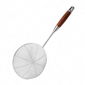 Cuillère de cuisine en acier inoxydable de haute qualité avec manche en bois, pour la cuisson et la friture, en métal durable - Product Image 1