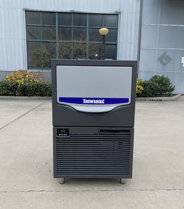 Machine à glaçons snowman cube 110V/60HZ machine à glaçons pour fête/magasin/bureau - Product Image 1