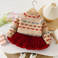 Pull-over tricoté automne et hiver coloré en forme de cœur doux pour filles avec jupe en maille moelleuse ensemble 2 pièces