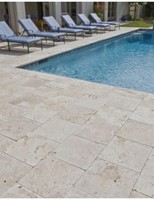 Großhandel Naturstein Schwimmbad-Fliesen Travertin Pflastersteine Outdoor Beige Travertin Deck Poolrand-Fliesen Pflasterplatten