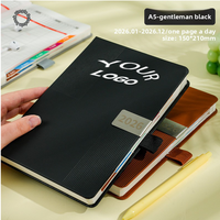 2026 A5 Pu cuir journal cahier affaires Logo personnalisé couverture rigide Journal Agenda bloc-notes cahiers avec porte-stylo