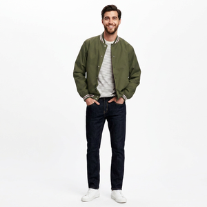 Chaquetas Varsity de Forro Polar Personalizadas, Gran Venta, Nueva Llegada 2023, Chaqueta Bomber de Béisbol para Hombre, Transpirable, Cuello Alto, 100% Algodón - Product Image 1