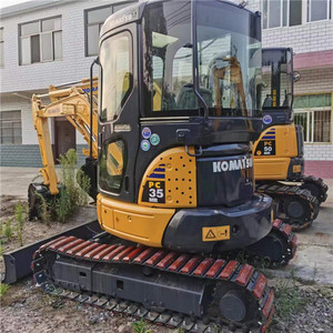 รถขุดโคมัตสึมือสองรุ่นใหม่มาถึงแล้ว PC35MR-2 ปี 2018 น้ำหนัก 3.5 ตัน นำเข้าจากญี่ปุ่น เครื่องยนต์ 3D88E-5 กำลัง 21.7 กิโลวัตต์ ความจุบุ้งกี๋ 0.2 ลูกบาศก์เมตร - Product Image 4