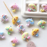Perles à motifs de dessins animés en relief double face, à trous inclinés, pour stylos à perles DIY, chaînes de téléphone portable, pendentifs et accessoires de matériel