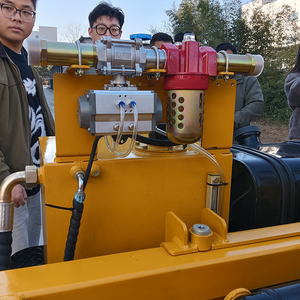 Mini-rampe à pieux en promotion avec tarière et marteau hydraulique pour l'électrification rurale HXR3 - Product Image 3