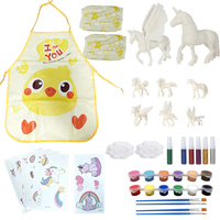 Kit de peinture licorne en plastique avec tablier, 3 petites pegasi, 3 petites licornes, autocollants de tatouage licorne mignons