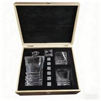 Juego de 5 Decantadores de Whisky en Caja de Regalo, Decantador de Whisky Personalizado con 4 Vasos de Whisky y 8 Piedras en Caja de Madera