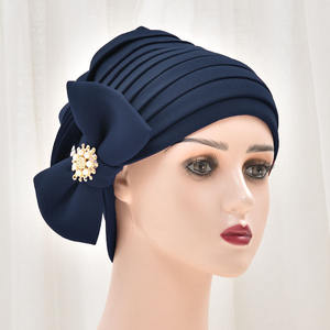 蝶とブローチ付きアフリカ女性ターバンキャップ女性のための美しいフリルターバン - Product Image 2