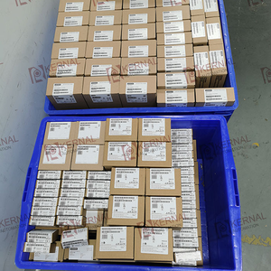 新品オリジナルスポット PLC プログラミングコントローラ DC 電源 24V オートメーション 18 デジタル入力 12 デジタル出力 - Product Image 6