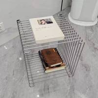 Étagère de rangement moderne et minimaliste en métal pour baie vitrée, table d'appoint carrée créative pour canapé, table de balcon sans installation