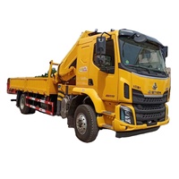 Grue à flèche télescopique compacte de 8 tonnes, Zoomlion, montée sur camion, à flèche droite, mobile, haute efficacité, approvisionnement direct usine