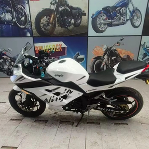 Motocicleta <span class=keywords><strong>Kawasaki</strong></span> "Little Ninja" de Segunda Mano, 2 <span class=keywords><strong>Cilindros</strong></span>, Refrigerada por Aire, <span class=keywords><strong>250cc</strong></span> - Product Image 3