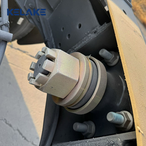 Camion tracteur Howo neuf 8x4, efficace et économique en carburant, avec plusieurs modes de conduite, moteur diesel. - Product Image 4