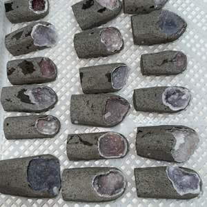 ควอตซ์สีชมพู คาลซีโดนี อโปฟิลิเย คริสตัลสีธรรมชาติ จีโอดคลัสเตอร์ ตัวอย่างจากอินเดีย สำหรับศาสนาและสไตล์แห่งความรัก - Product Image 2